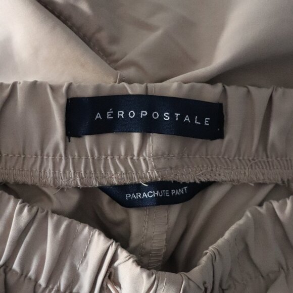 Aeropostale Parachute Cargo Medium Tan Pull On Relaxed High Rise Casual Pants - Picture 10 of 12